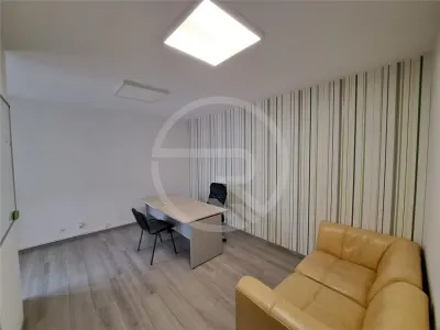 Spatiu pentru birouri, 110 mp utili, situat in zona Semicentrala! - foto 4