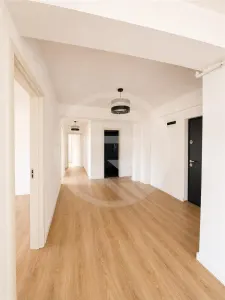 Apartament cu 4 camera, 93 mp utili, situat in cartierul Dambul Rotund! - foto 7