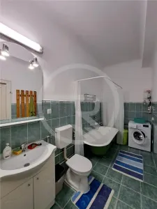 Apartament cu 3 camere, 82 mp utili, situat in zona Centrala! - foto 7