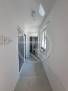 Spatiu pentru birouri, 160 mp utili, situat in zona Piata Cipariu! - foto 9