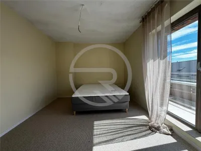 Apartament Tip Penthause 3 camere,103 mp + 2 terase ,situat pe strada Borhanciului! - foto 12