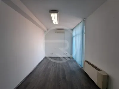 Spatiu pentru birouri, 800 mp utili, situat in zona Semicentrala! - foto 7