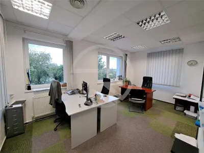 Spatiu pentru birouri, 100 mp utili, situat in cartierul Zorilor! - foto 6