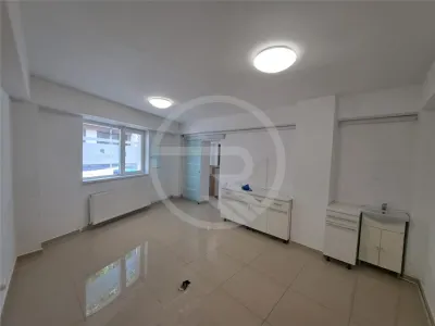 Spatii birouri, 80 mp utili, situat in zona Semicentrala! - foto 2