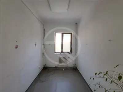 Casa individuala, 224 mp utili, situata in zona Semicentrala! - foto 13