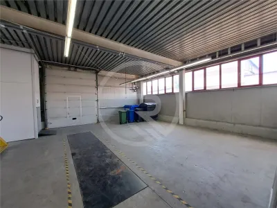Hala, 270 mp utili, situata in cartierul Marasti! - foto 6