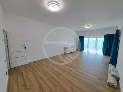 Casa tip duplex, LA CHEIE, situata in cartierul Voronet! - foto 17