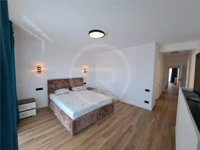 Casa tip duplex, LA CHEIE, situata in cartierul Voronet! - foto 6