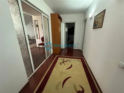 Royal Imobiliare - Inchiriere mansarda  Zona Republicii - foto 3