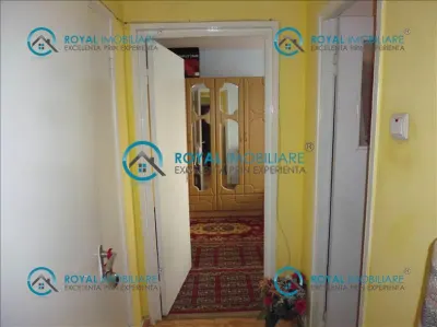 Royal Imobiliare - Vanzare apartament 2 camere zona Cina - foto 6