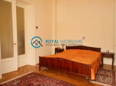 Royal Imobiliare - Vanzari Vile zona centrala - foto 9