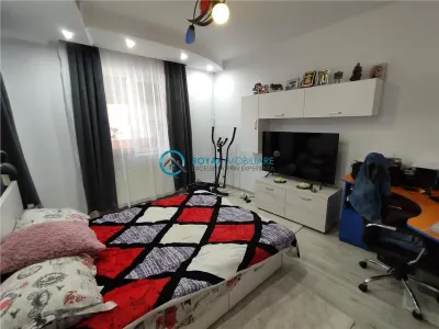 Royal Imobiliare - vanzari vile zona Traian - foto 6