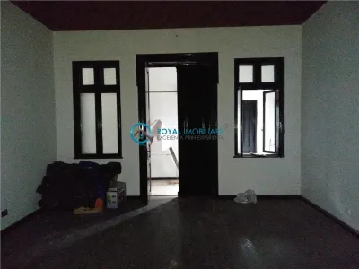 Royal Imobiliare - vanzari case/vile Ultracentral - foto 2