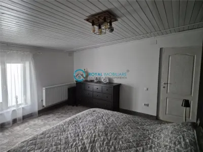 Royal Imobiliare - Inchiriere apartament 3 camere in vila zona Central - foto 4