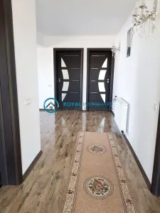 Royal Imobiliare - Vanzare Vila zona Targsoru Vechi - foto 16