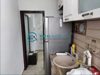 Royal Imobiliare - Vanzare apartament 2 camere, zona Nord - Spitalul Judetean - foto 4
