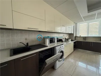 Royal Imobiliare - Inchiriere apartament modern zona 9 Mai - foto 11