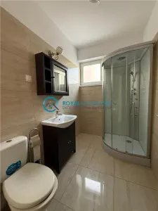 Royal Imobiliare - Inchiriere apartament modern zona 9 Mai - foto 13