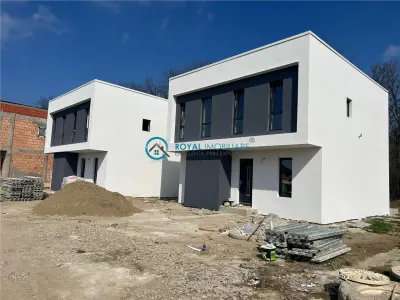 Royal Imobiliare - Vanzare Vila de lux zona Bucov - foto 5