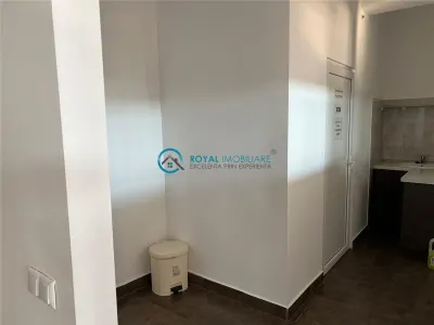 Royal Imobiliare - Inchiriere spatiu comercial in zona Valenii de Munte - foto 8