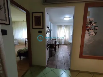 Royal Imobiliare - Vanzare Apartament zona Marasesti - foto 3