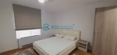 Royal Imobiliare-Inchiriere Apartament 3 Camere Zona Ultracentral - foto 7