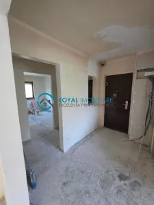 Royal Imobiliare - Vanzare apartament 4 camere zona Vest - foto 3