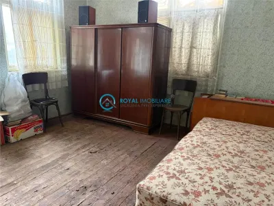 Royal Imobiliare - Vanzare casa zona Democratiei - foto 2