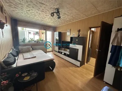 Royal Imobiliare-Vanzare Apartament 2 Camere Zona Nord - foto 1