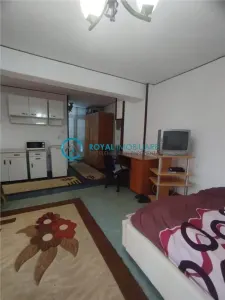 Royal Imobiliare - Vanzare garsoniera zona Democratiei - foto 3