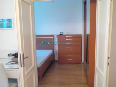 Royal Imobiliare - Inchiriere garsoniera dubla zona B-dul Independentei - foto 3