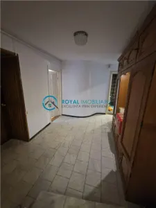 Royal Imobiliare - vanzare vila P+1, zona Marasesti - foto 15