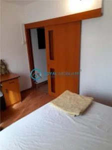 Royal Imobiliare - Vanzare Apartament zona Ultracentrala - foto 8