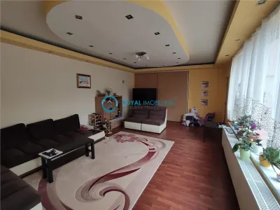 Royal Imobiliare - Vanzare Vila zona exterior Est - foto 4
