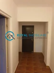 Royal Imobiliare - Inchiriere Parter Vila Zona Mihai Bravu - foto 7