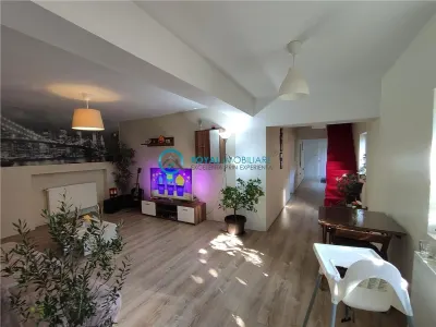 Royal Imobiliare - Vanzare Vila zona 9 Mai - Ploiesti