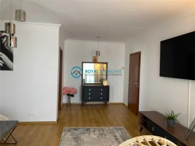 Royal Imobiliare-Vanzare Apartament 3 camere-Zona Ultracentrala - foto 4