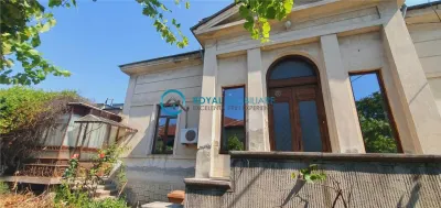 Royal Imobiliare-Vanzare Casa Zona Democratiei - foto 2