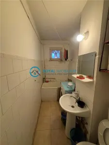 Royal Imobiliare - Vanzare Apartament zona Vest - foto 5
