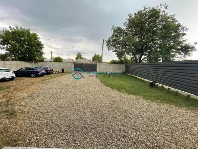 Royal Imobiliare - Vanzare Vila zona Puchenii Mici judetul Prahova - foto 2