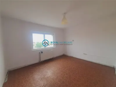 Royal Imobiliare - Vanzare apartament 2 camere in zona Cantacuzino - foto 4