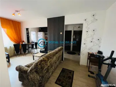 Royal Imobiliare - Vanzare apartament 3 camere, zona Malu Rosu - foto 2
