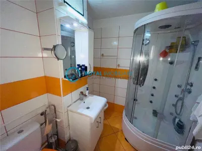 Royal Imobiliare - Vanzare apartament 3 camere, zona Malu Rosu - foto 8