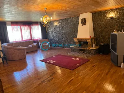 Royal Imobiliare - Vanzare Vila zona Azuga - Azuga