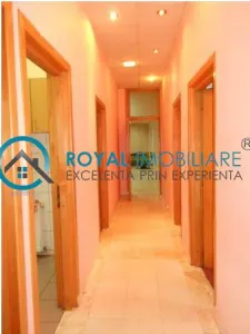 Royal Imobiliare - Vanzare Spatiu Birouri Zona Democratiei - foto 14