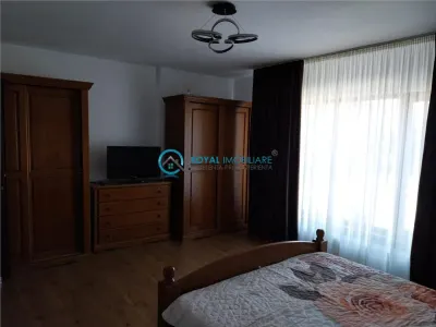 Royal Imobiliare-Vanzare Vila Zona Strejnicu - foto 13