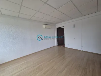 Royal Imobiliare - Vanzare Spatiu Birouri Zona Vest - foto 25