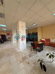Royal Imobiliare - Vanzare Spatiu Birouri Zona Democratiei - foto 6