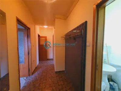 Royal Imobiliare - Vanzare apartament 4 camere zona B-dul Castanilor - foto 17
