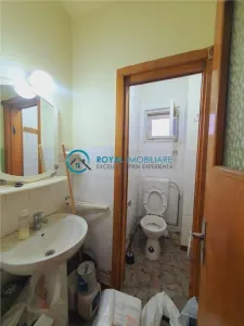 Royal Imobiliare - Vanzare apartament 4 camere zona B-dul Castanilor - foto 19